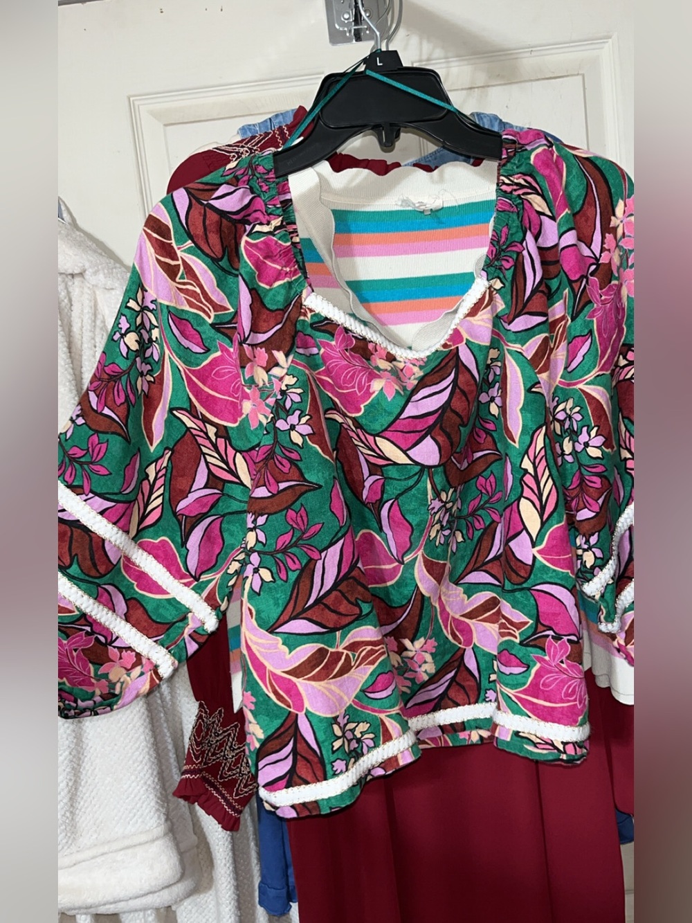 Cynthia Rowley Square Neck Floral V-Neck Blouse in Pink & Green